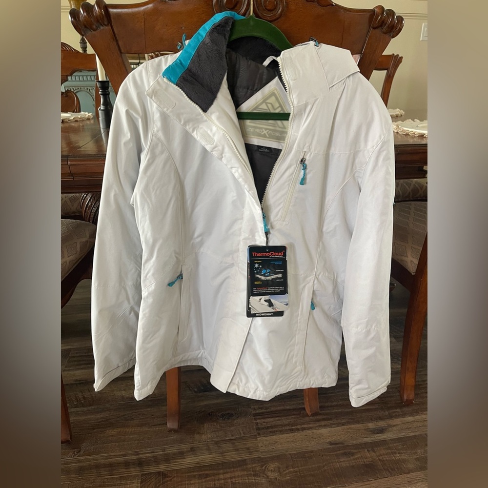White ski / winter jacket NWT